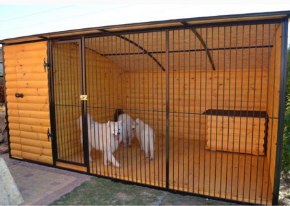 Вольер с зимником или хозяйственным блоком