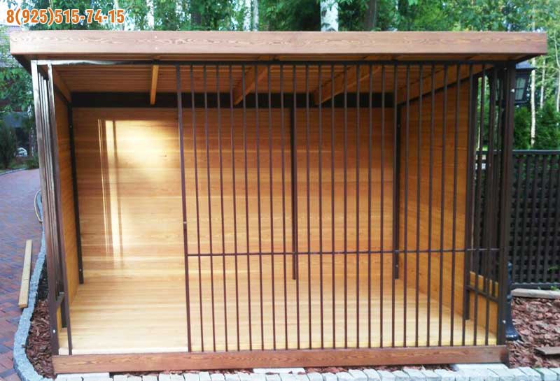 Вольер для собаки из дерева